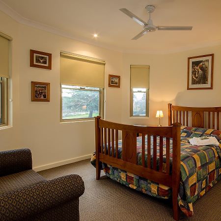 Royal Hotel Springwood Esterno foto
