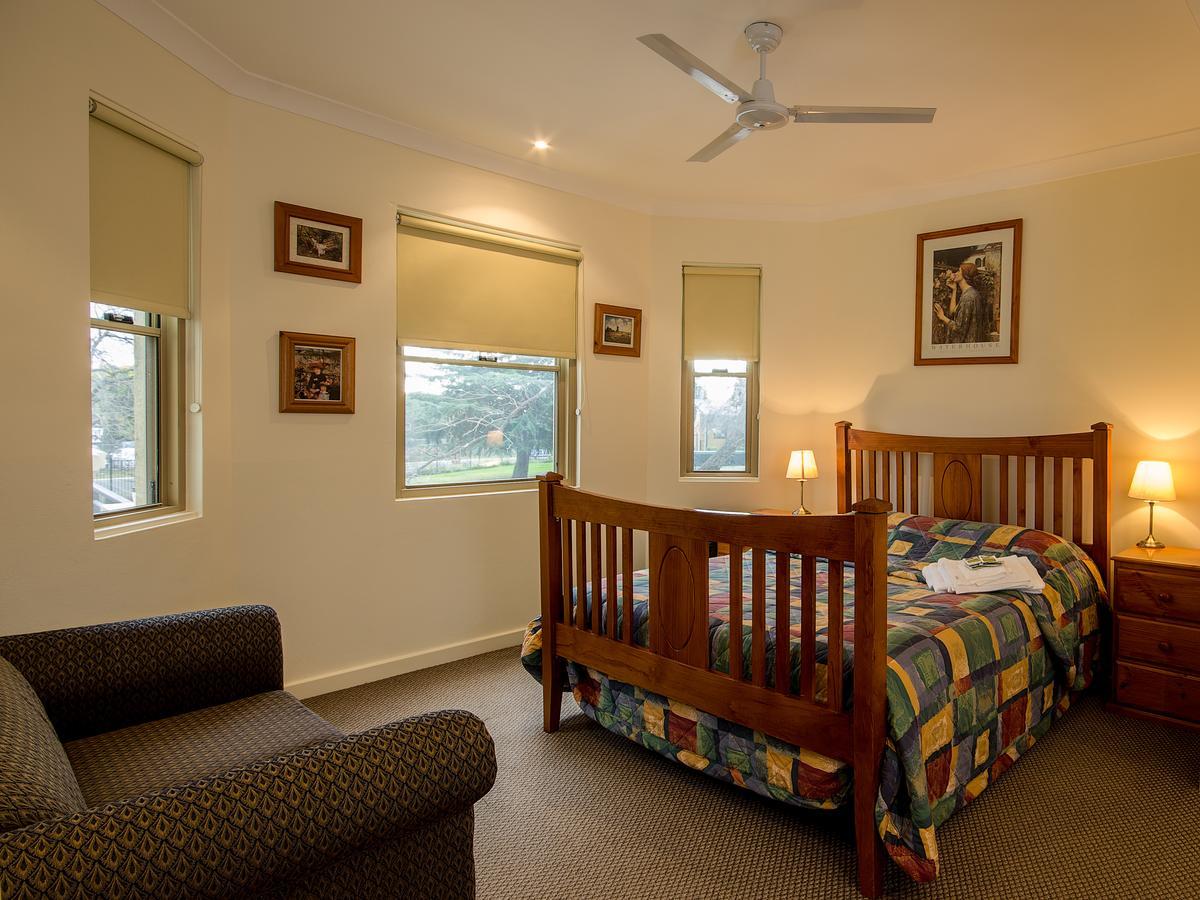 Royal Hotel Springwood Esterno foto